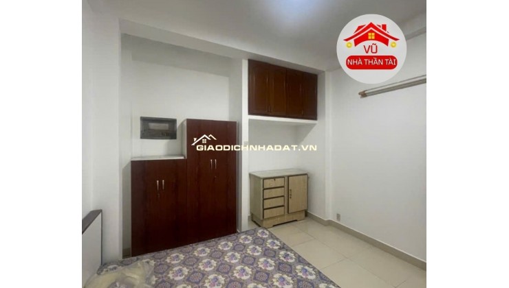 Bán nhà đẹp Măt Tiền Q.4, Gần Tân Vĩnh, 5,2m x 10m, 4 tầng, Giá nhỉnh 8 tỷ.